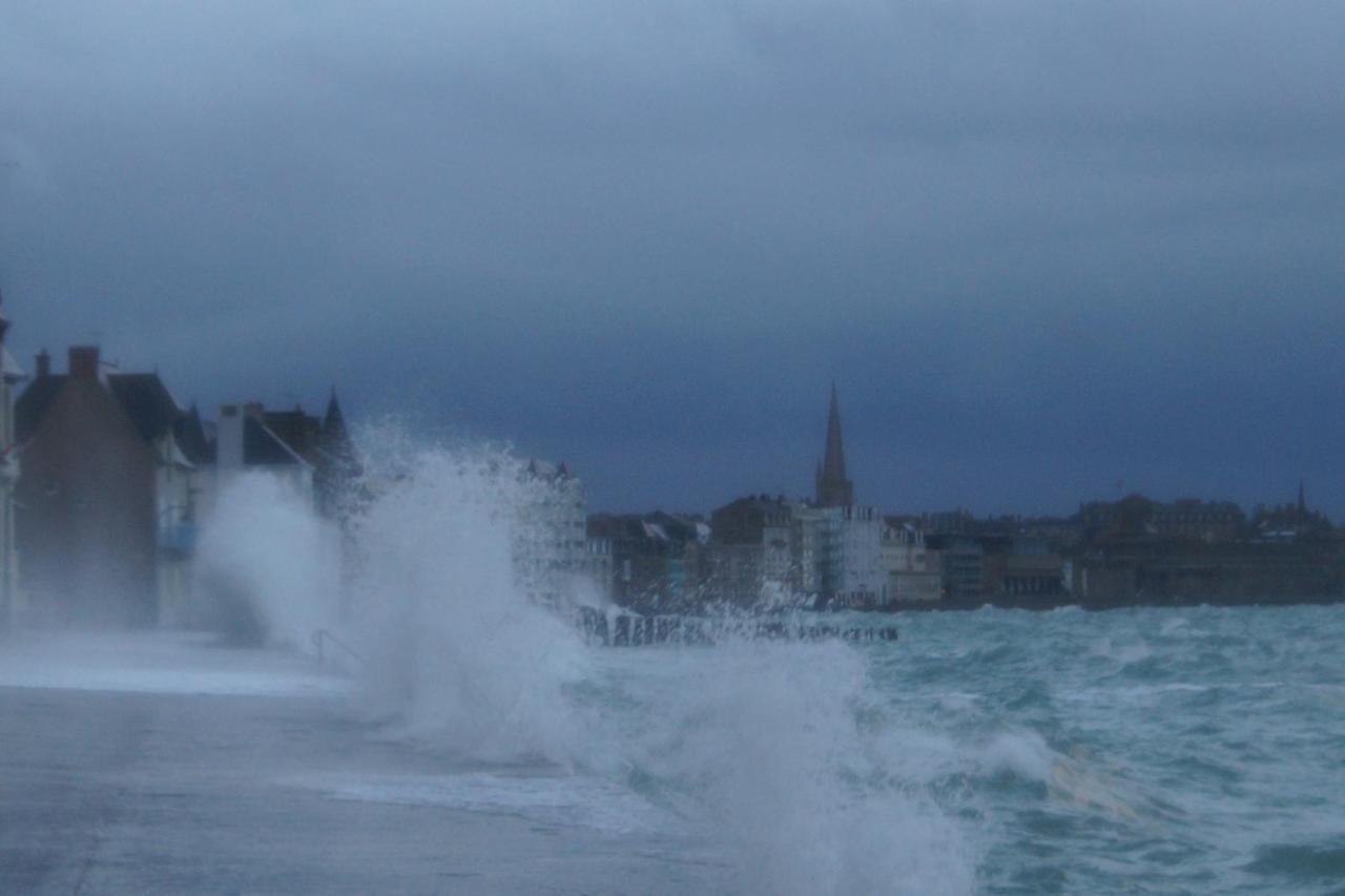 Вилла Saint Malo, Le Pont, Maison Plage A 100M Экстерьер фото
